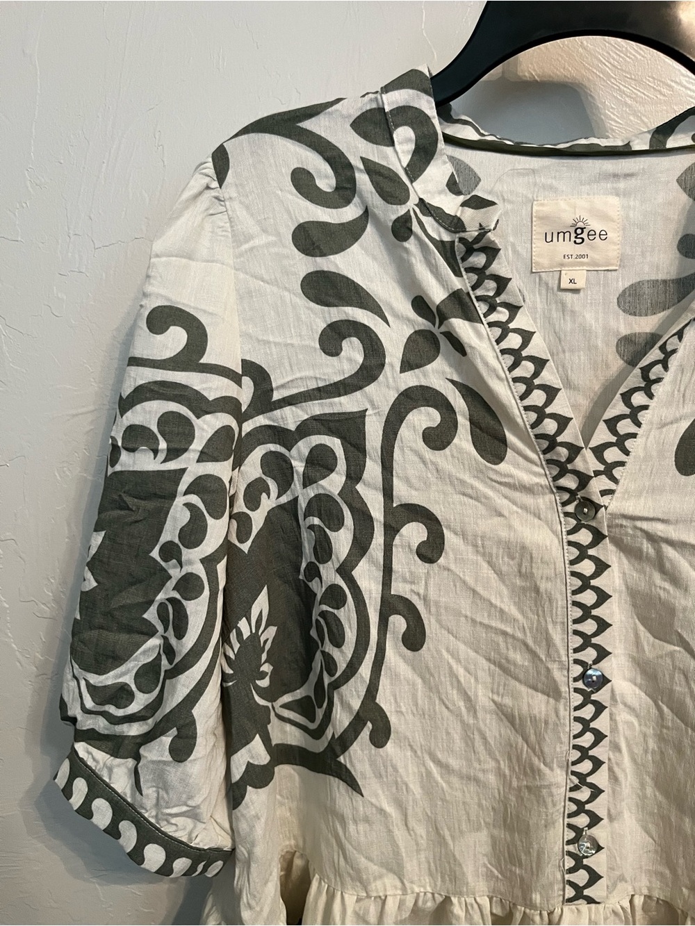 UMGEE Scroll Print Popover Peplum Blouse Boho Tunic Top Sz XL Cream Sage - Picture 4 of 10